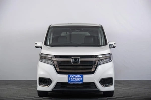 Минивэн Honda Stepwgn Spada 2021 года, 2879000 рублей, Томск