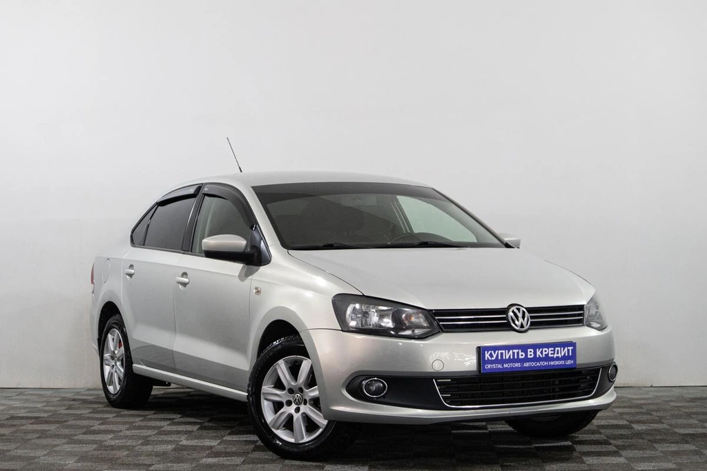 Седан Volkswagen Polo 2011 года, 649000 рублей, Сургут