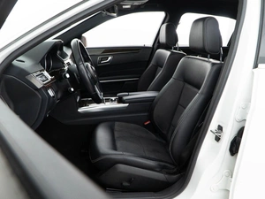 Седан Mercedes-benz E-класс 2013 года, 2421444 рублей, Москва