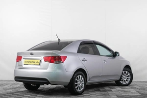 Седан Kia Cerato 2010 года, 699000 рублей, Кемерово