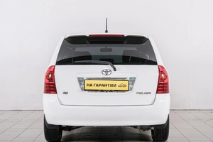 Универсал Toyota Corolla Fielder 2004 года, 669000 рублей, Красноярск