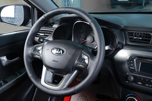 Седан Kia Rio 2014 года, 619000 рублей, Тюмень