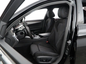 Седан BMW 5 серия 2019 года, 3987444 рублей, Москва