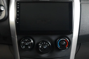 Седан Toyota Corolla 2012 года, 1319000 рублей, Тюмень