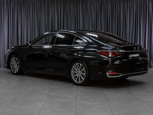 Седан Lexus ES 2019 года, 2949000 рублей, Тюмень