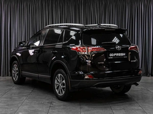 Внедорожник Toyota RAV4 2019 года, 2115000 рублей, Тюмень