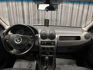 Седан Renault Logan 2011 года, 510000 рублей, Красноярск