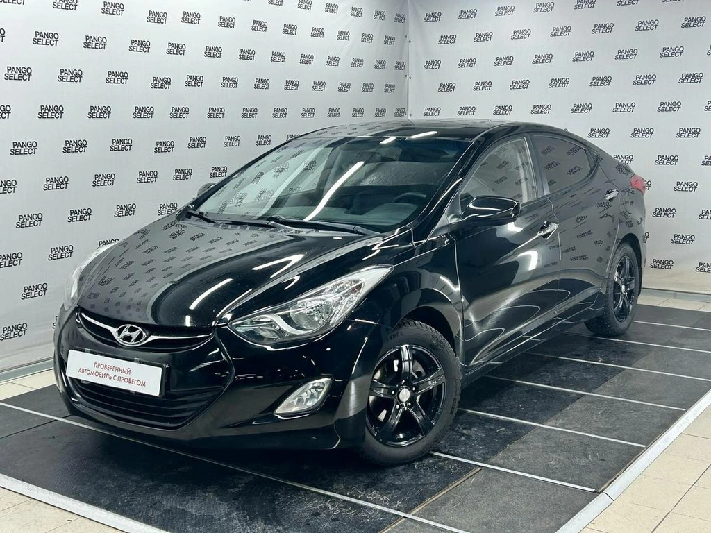 Седан Hyundai Avante 2011 года, 889000 рублей, Красноярск