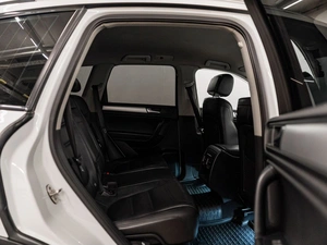 Внедорожник Volkswagen Touareg 2012 года, 2120000 рублей, Красноярск