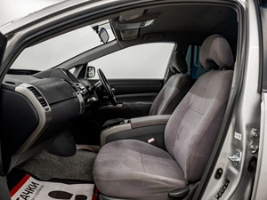 Лифтбек Toyota Prius 2008 года, 720000 рублей, Красноярск