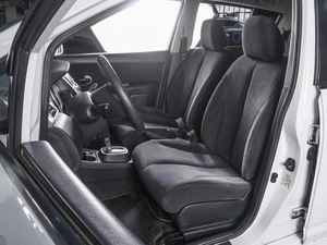 Хетчбэк Nissan Tiida 2013 года, 900000 рублей, Ростов-на-Дону
