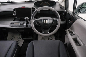 Минивэн Honda Freed 2010 года, 1079000 рублей, Красноярск