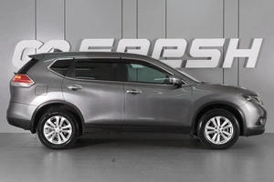 Внедорожник Nissan X-Trail 2017 года, 1998000 рублей, Красный Пахарь