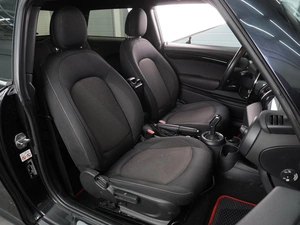 Хетчбэк MINI Cooper 2019 года, 2229000 рублей, Воронеж