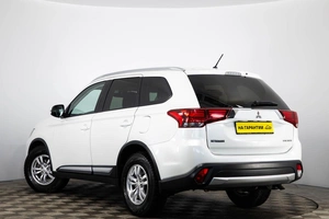 Внедорожник Mitsubishi Outlander 2015 года, 1699000 рублей, Пермь