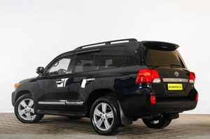 Внедорожник Toyota Land Cruiser 2012 года, 4179000 рублей, Тюмень