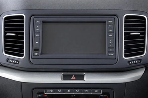 Минивэн Volkswagen Sharan 2012 года, 1369000 рублей, Челябинск