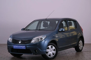 Хетчбэк Renault Sandero 2011 года, 599000 рублей, Омск