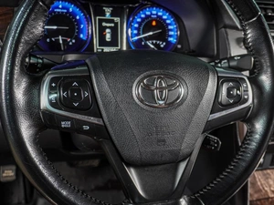 Седан Toyota Camry 2015 года, 1899000 рублей, Воронеж