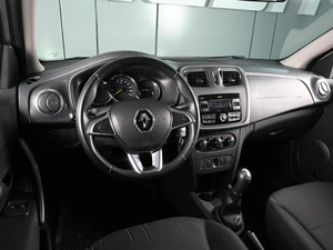 Седан Renault Logan 2019 года, 1010000 рублей, Аксай