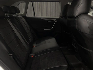 Внедорожник Toyota RAV4 2019 года, 3499000 рублей, Красноярск