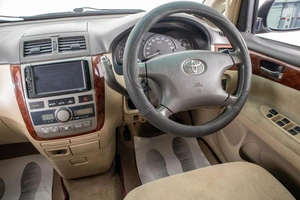Минивэн Toyota Ipsum 2002 года, 699000 рублей, Барнаул