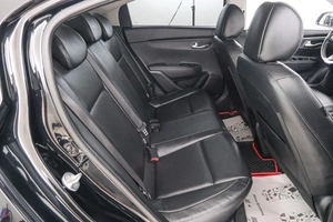 Седан Kia Rio 2017 года, 1389000 рублей, Красноярск