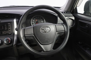 Универсал Toyota Corolla Fielder 2020 года, 1599000 рублей, Новосибирск