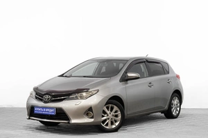 Хетчбэк Toyota Auris 2013 года, 1299000 рублей, Барнаул