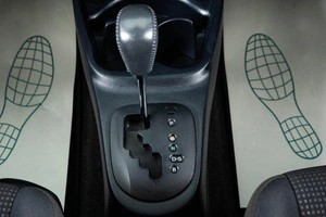 Хетчбэк Toyota Vitz 2017 года, 999000 рублей, Пермь