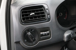 Седан Volkswagen Polo 2017 года, 949000 рублей, Омск