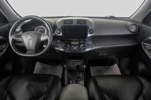 Внедорожник Toyota RAV4 2011 года, 1569000 рублей, Кемерово