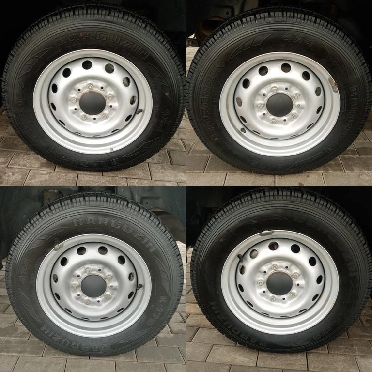 Фото