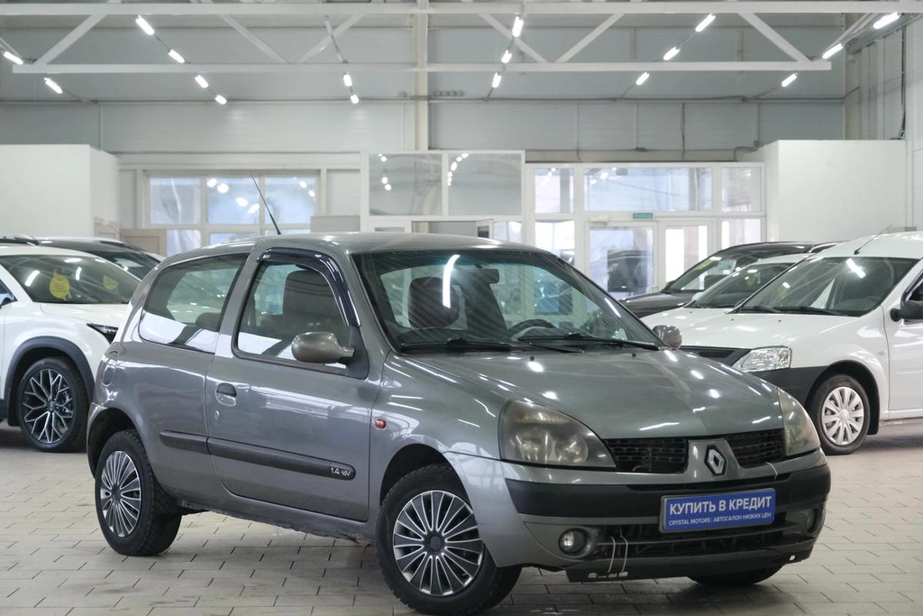 Купе Renault Clio 2002 года, 319000 рублей, Омск