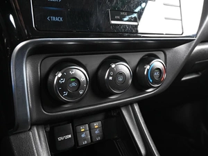 Седан Toyota Corolla 2017 года, 1690000 рублей, Аксай