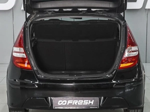 Хетчбэк Hyundai i30 2011 года, 700000 рублей, Ростов-на-Дону