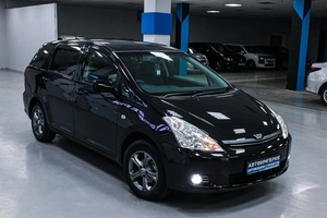 Минивэн Toyota Wish 2004 года, 918000 рублей, Солонцы