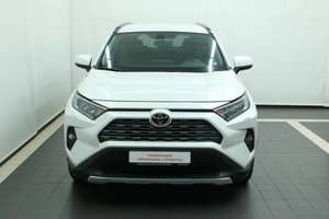 Внедорожник Toyota RAV4 2020 года, 3745000 рублей, Красноярск