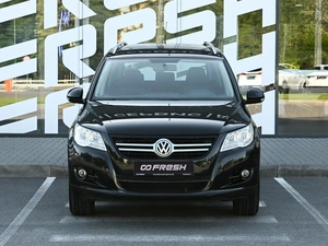 Внедорожник Volkswagen Tiguan 2008 года, 1100000 рублей, Волгоград