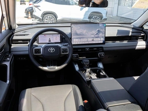 Внедорожник Toyota RAV4 2026 года, 4300000 рублей, Краснодар