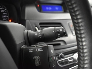 Седан Renault Latitude 2013 года, 1042000 рублей, Казань