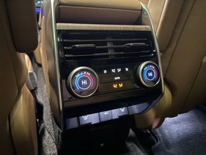 Внедорожник Land Rover Range Rover 2022 года, 15700000 рублей, Павловская Слобода