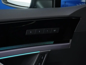 Внедорожник Volkswagen Touareg 2023 года, 8149077 рублей, Москва