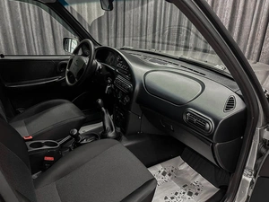 Внедорожник ВАЗ (LADA) Niva Travel 2022 года, 990000 рублей, Красноярск