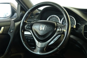 Седан Honda Accord 2011 года, 1499000 рублей, Омск