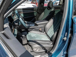 Внедорожник Geely Monjaro 2024 года, 3320000 рублей, Краснодар