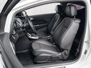 Хетчбэк Opel Astra 2013 года, 795000 рублей, Краснодар