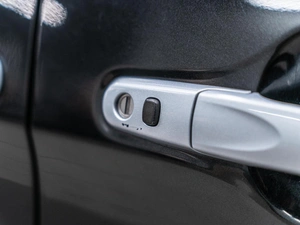 Минивэн Toyota Roomy 2021 года, 990000 рублей, Красноярск