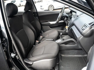 Хетчбэк Kia Rio 2012 года, 1000000 рублей, Краснодар