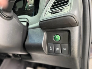 Внедорожник Honda Vezel 2014 года, 1329000 рублей, Красноярск